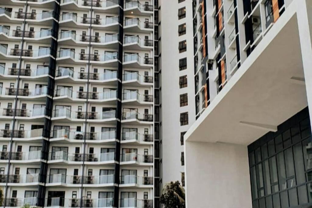 Timurbay By Irish Studio Suite Seaview Wifi Netflix Kuantan Exteriér fotografie